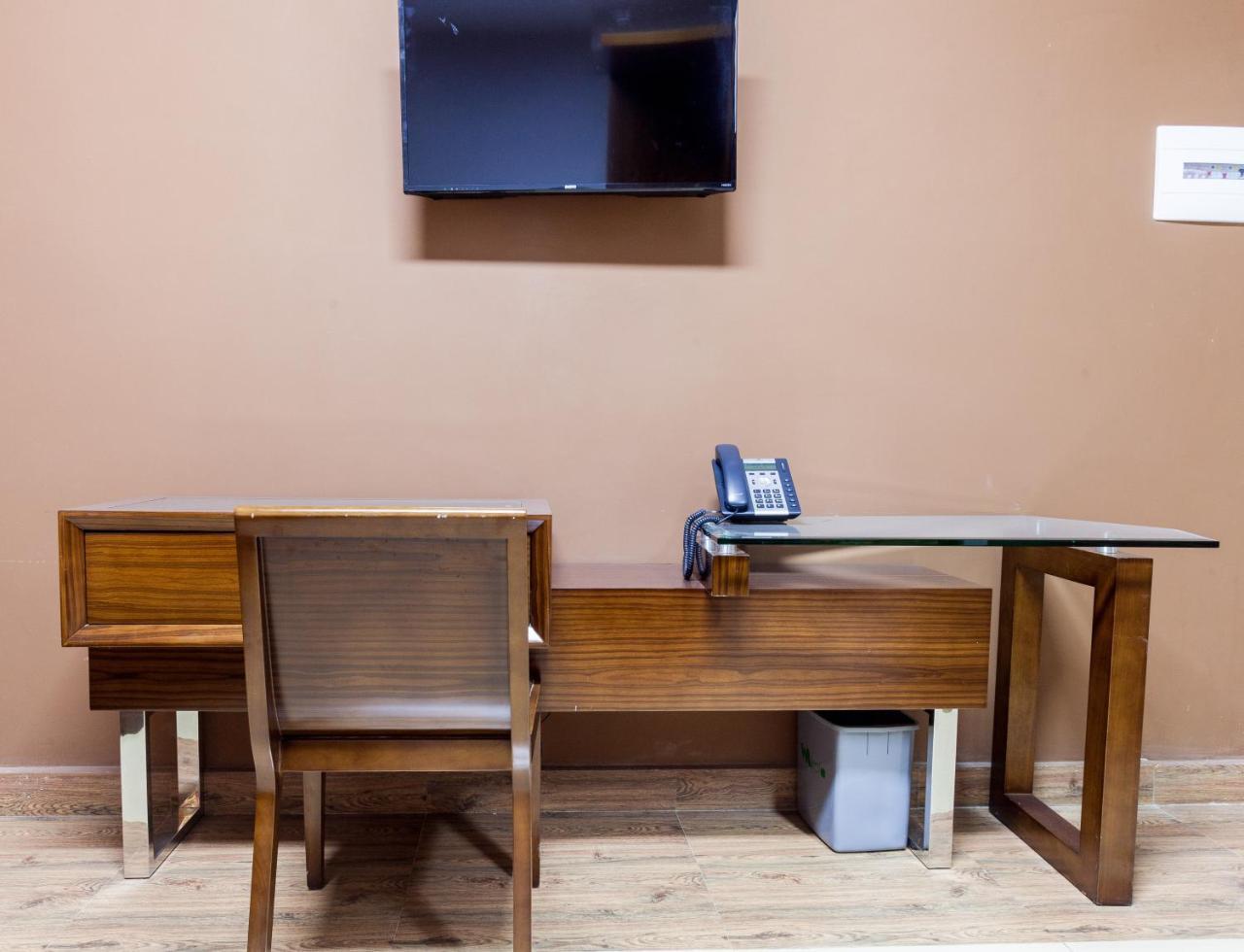 Wakola Hotel Cheikh Anta ダカール エクステリア 写真