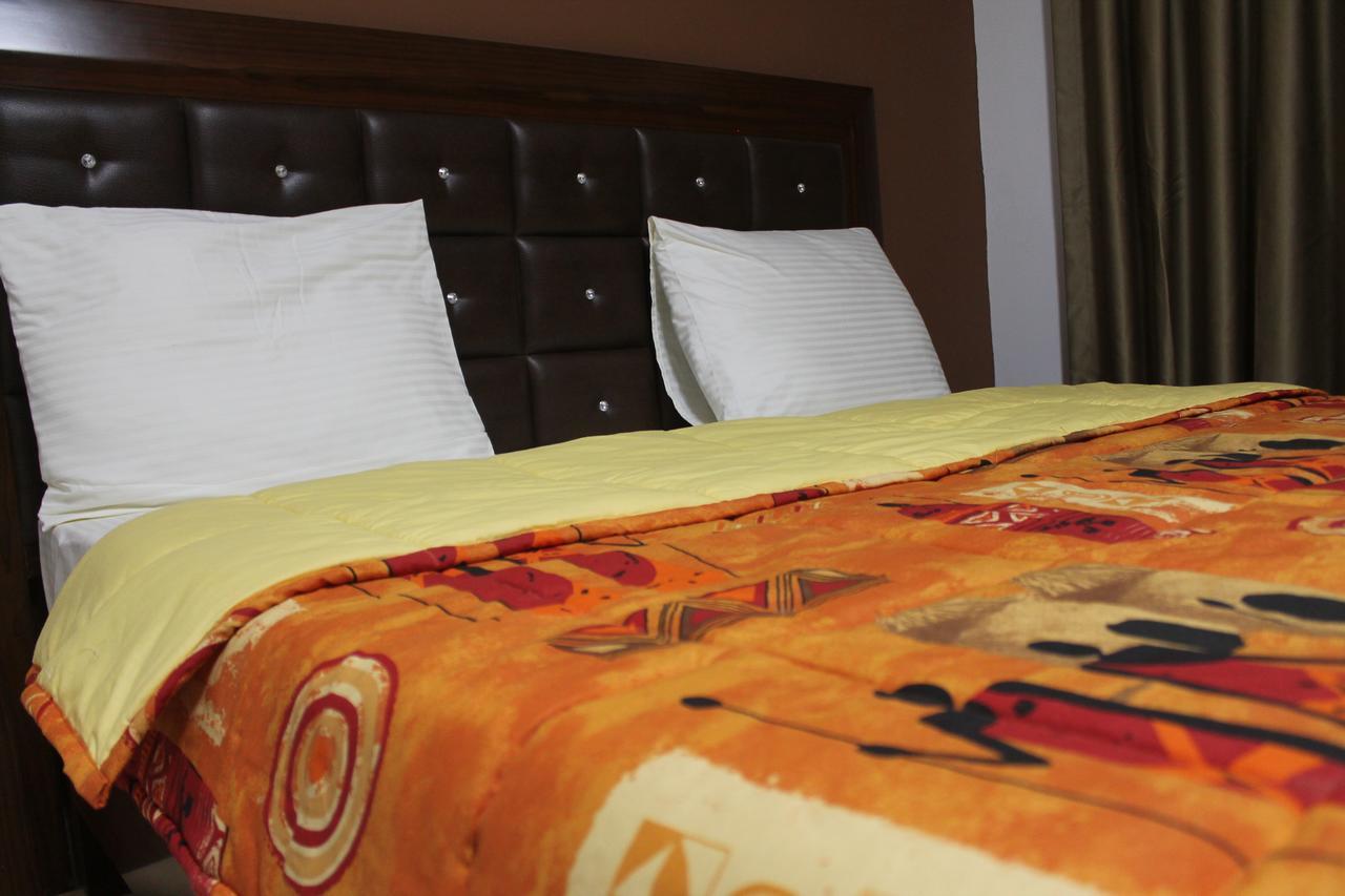 Wakola Hotel Cheikh Anta ダカール エクステリア 写真